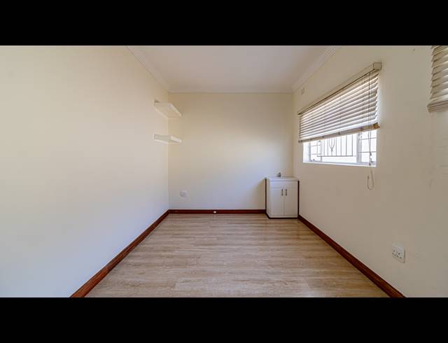 30M² OFFICE TO LET IN PARKTOWN